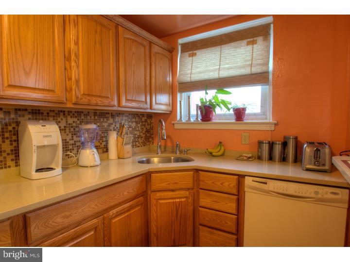 7706 Gilbert Street Philadelphia, PA 19150 - Photo 9 of 25 Kitchen