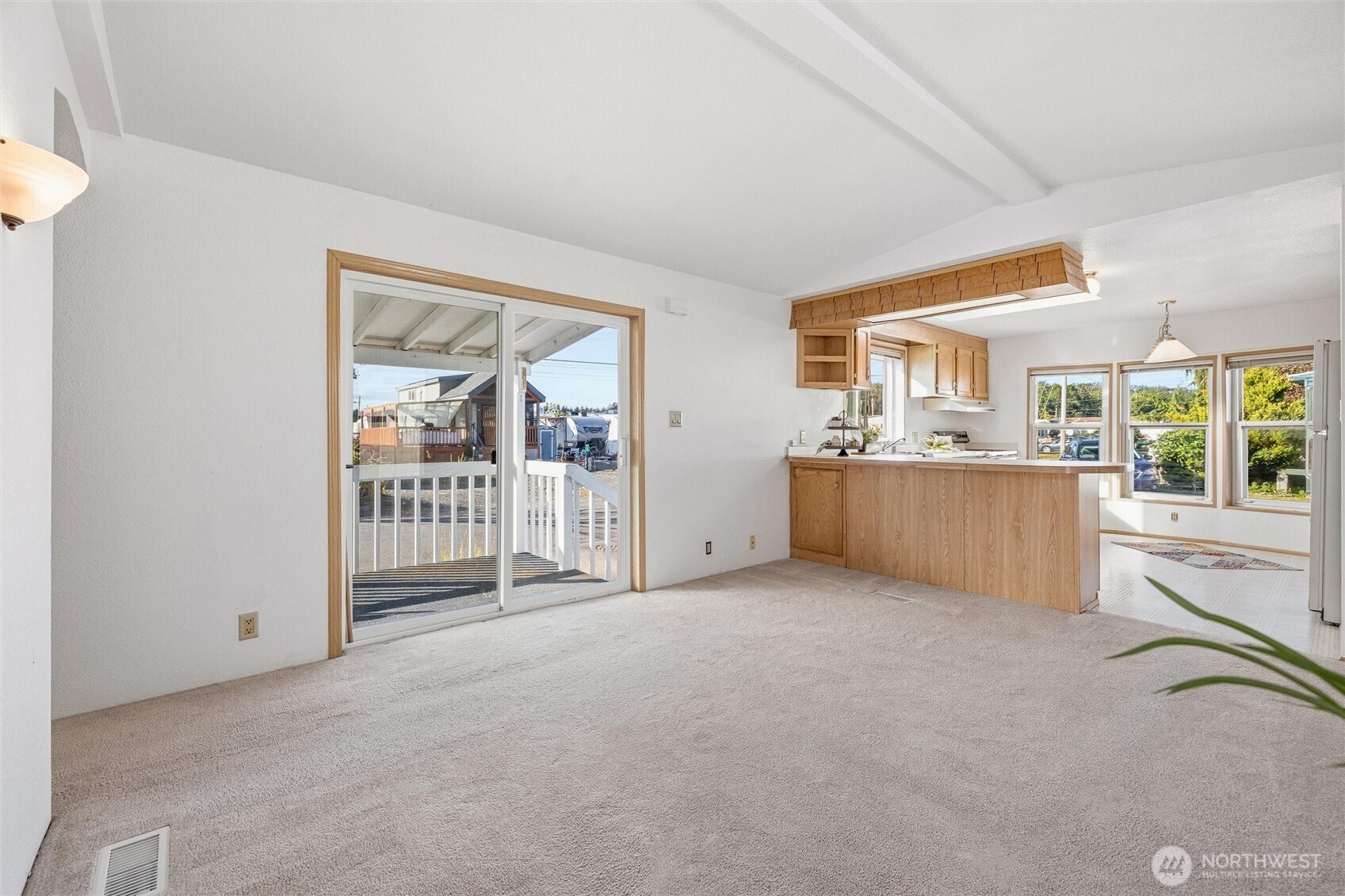 8080 Harborview Road, Unit M190 Blaine, WA 98230 - Photo 5 of 29