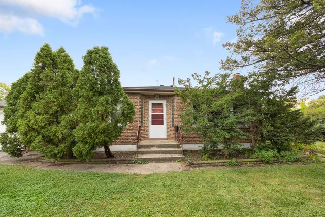 $244,900 | 401 East Le Moyne Avenue, Northlake, IL 60164