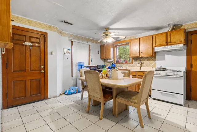 $244,900 | 401 East Le Moyne Avenue, Northlake, IL 60164