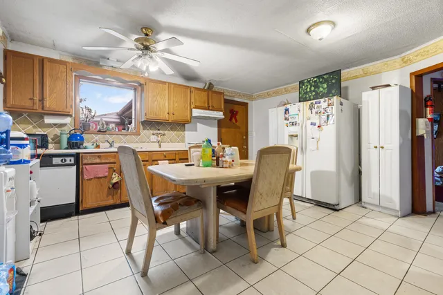 $244,900 | 401 East Le Moyne Avenue, Northlake, IL 60164