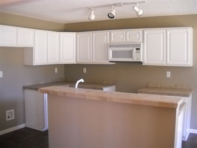 2001 Beaver Lake Road Anderson, SC 29625 - Photo 2 of 4 Gallery Image 2