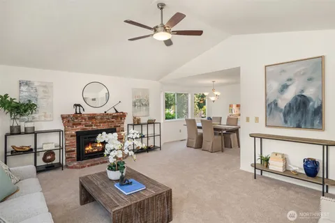 $1,285,000 | 4230 205th Place Northeast, Sammamish, WA 98074