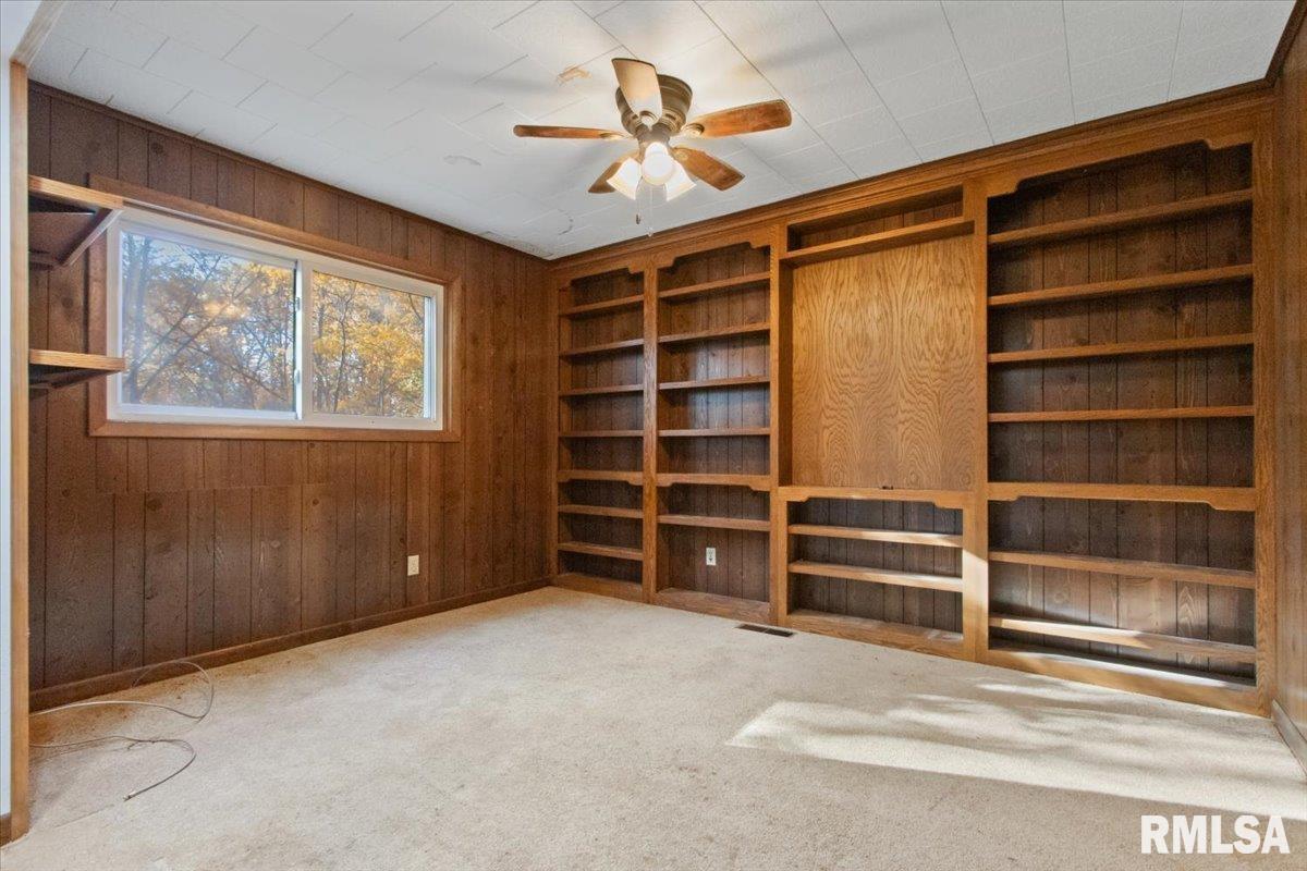 678 Banta Road Lowpoint, IL 61545 - Photo 20 of 40