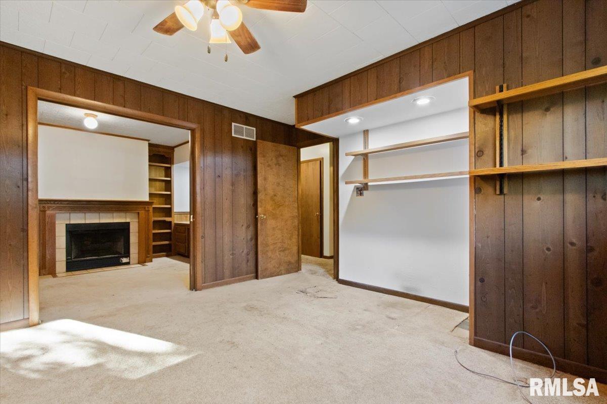 678 Banta Road Lowpoint, IL 61545 - Photo 21 of 40