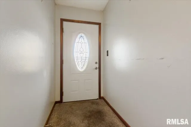 $230,000 | 678 Banta Road, Lowpoint, IL 61545