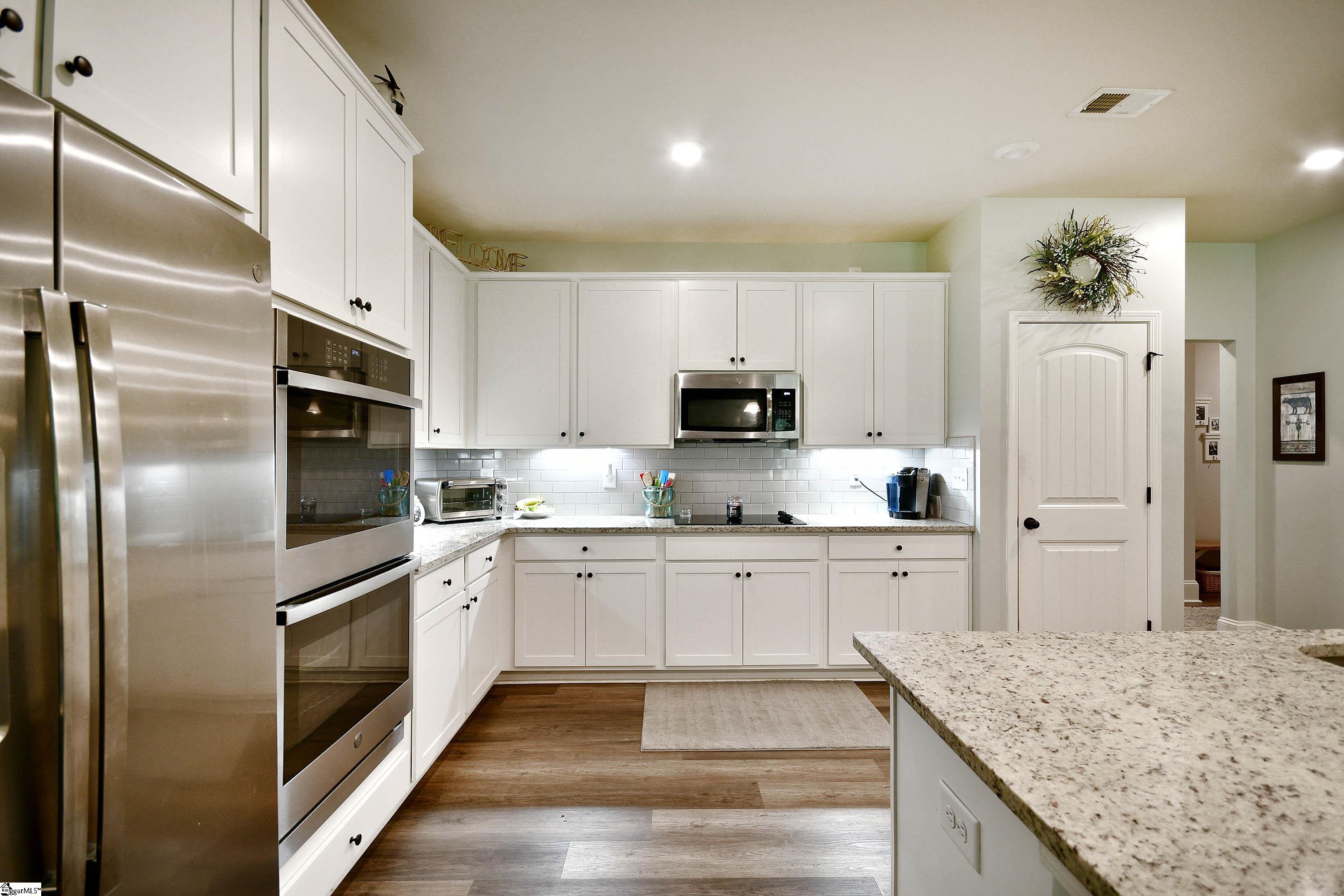 313 Old Power Plant Road Duncan, SC 29334 - Photo 11 of 36 Gallery Image 11