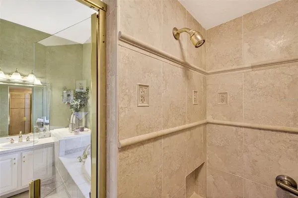 $569,999 | 10211 Ridge Top Loop, Weeki Wachee, FL 34613