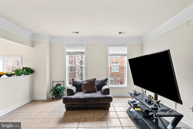 $480,000 | 2218 Margraf Circle, Woodbridge, VA 22191