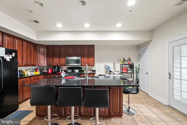 $480,000 | 2218 Margraf Circle, Woodbridge, VA 22191