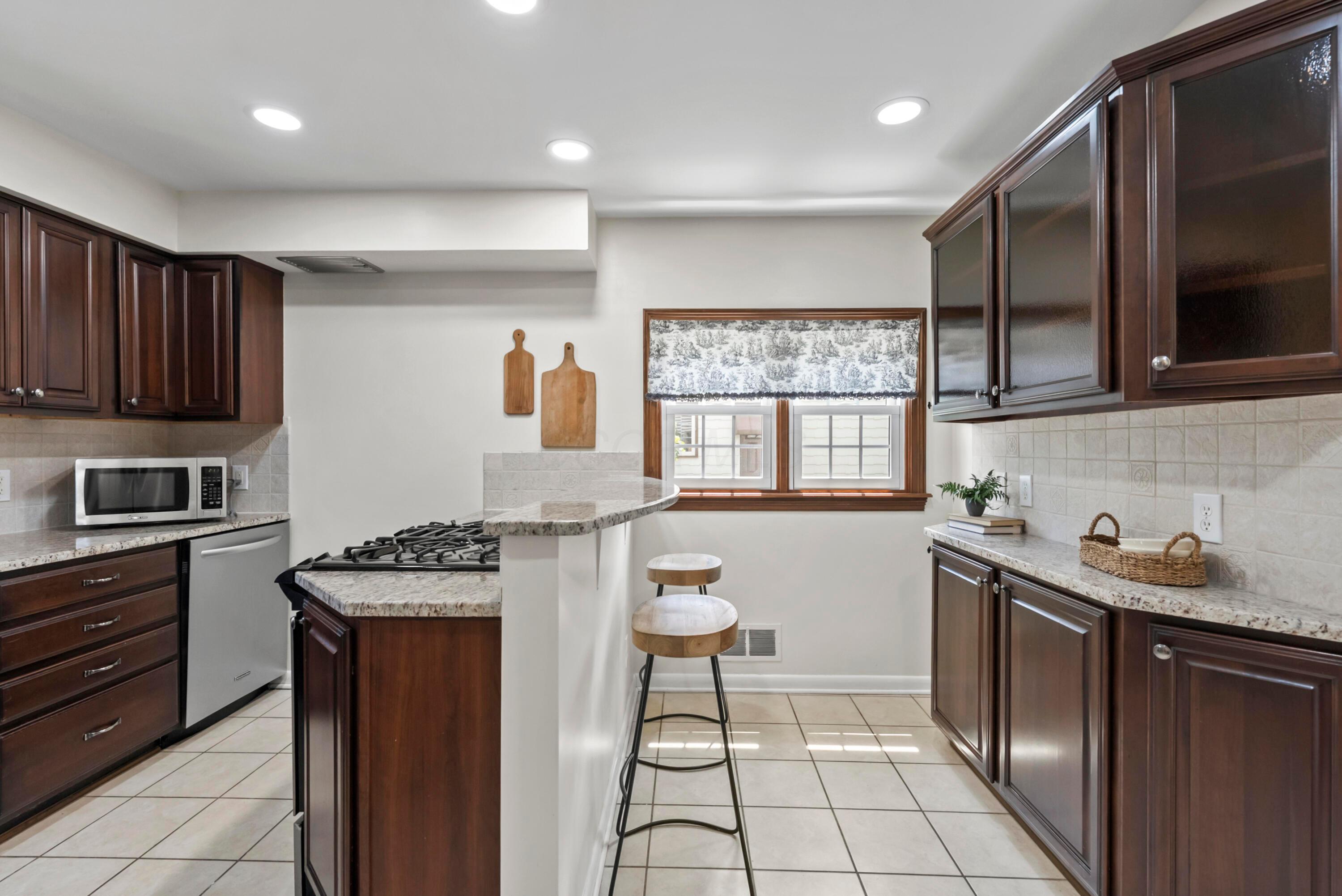 2762 Tremont Road Columbus, OH 43221 - Photo 26 of 68 Gallery Image 26