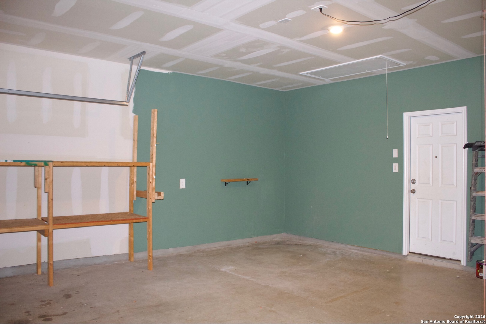 14615 Stirrup Elmendorf, TX 78112 - Photo 18 of 47