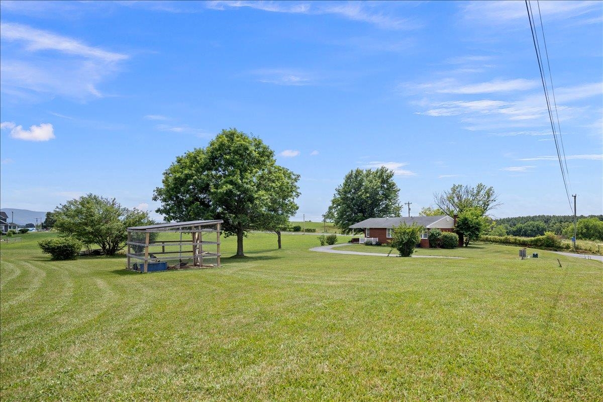 6061 Oak Shade Road Penn Laird, VA 22846 - Photo 13 of 42