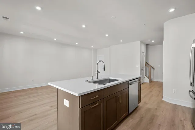 $644,065 | 43298 Farringdon Square, Unit HOMESITE 209, Broadlands, VA 20148