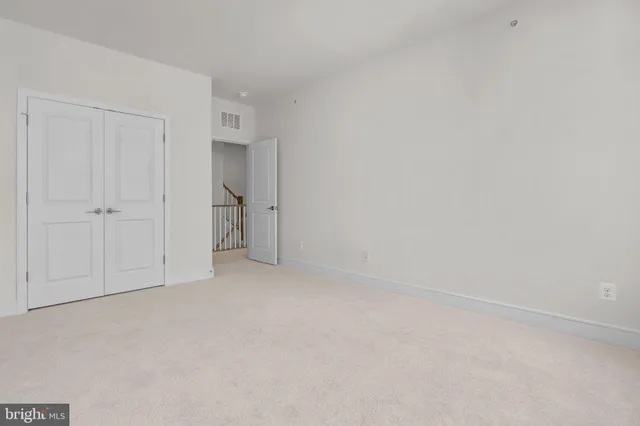 $644,065 | 43298 Farringdon Square, Unit HOMESITE 209, Broadlands, VA 20148