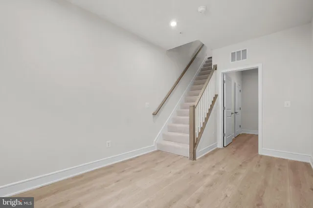 $644,065 | 43298 Farringdon Square, Unit HOMESITE 209, Broadlands, VA 20148