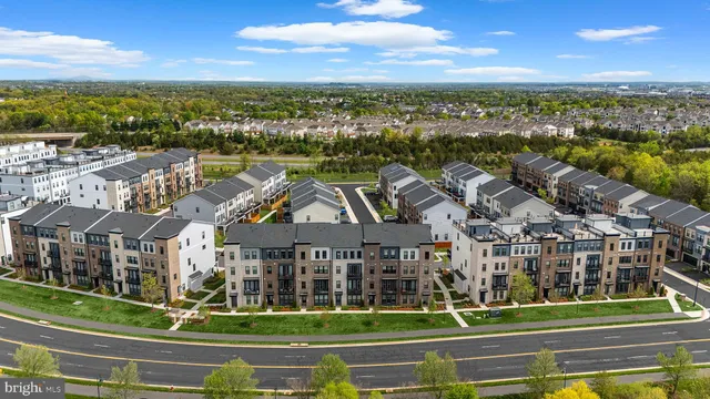 $644,065 | 43298 Farringdon Square, Unit HOMESITE 209, Broadlands, VA 20148