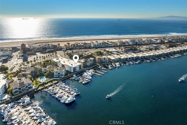 $1,495,000 | 16255 Pacific Circle, Unit 204, Huntington Beach, CA 92649
