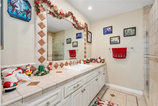 $1,495,000 | 16255 Pacific Circle, Unit 204, Huntington Beach, CA 92649