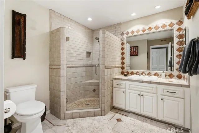 $1,495,000 | 16255 Pacific Circle, Unit 204, Huntington Beach, CA 92649