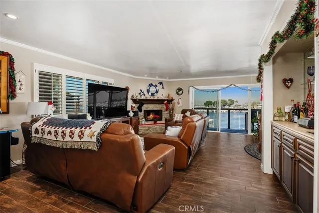 $1,495,000 | 16255 Pacific Circle, Unit 204, Huntington Beach, CA 92649