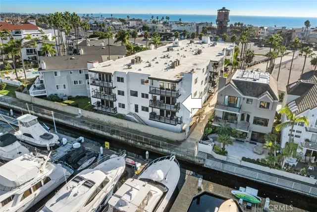 $1,495,000 | 16255 Pacific Circle, Unit 204, Huntington Beach, CA 92649
