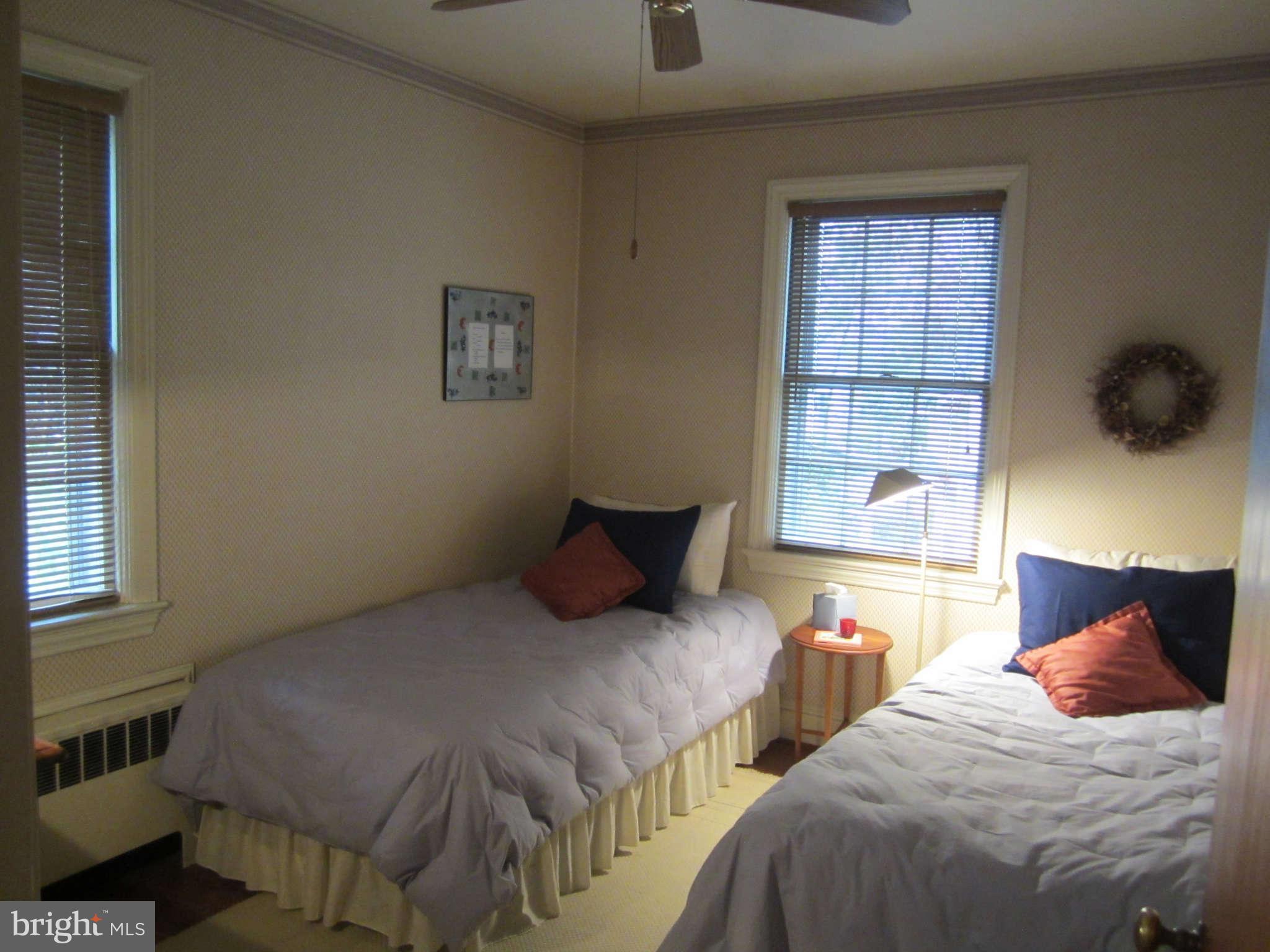 4639 Briarclift Road Baltimore, MD 21229 - Photo 14 of 19 Bedroom