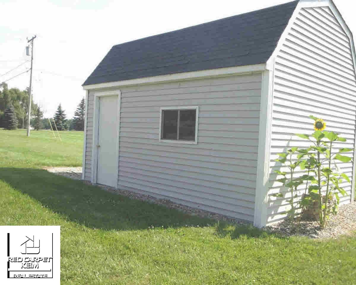 10414 East Bristol Road Davison, MI 48423 - Photo 25 of 29 21350469-24.JPG