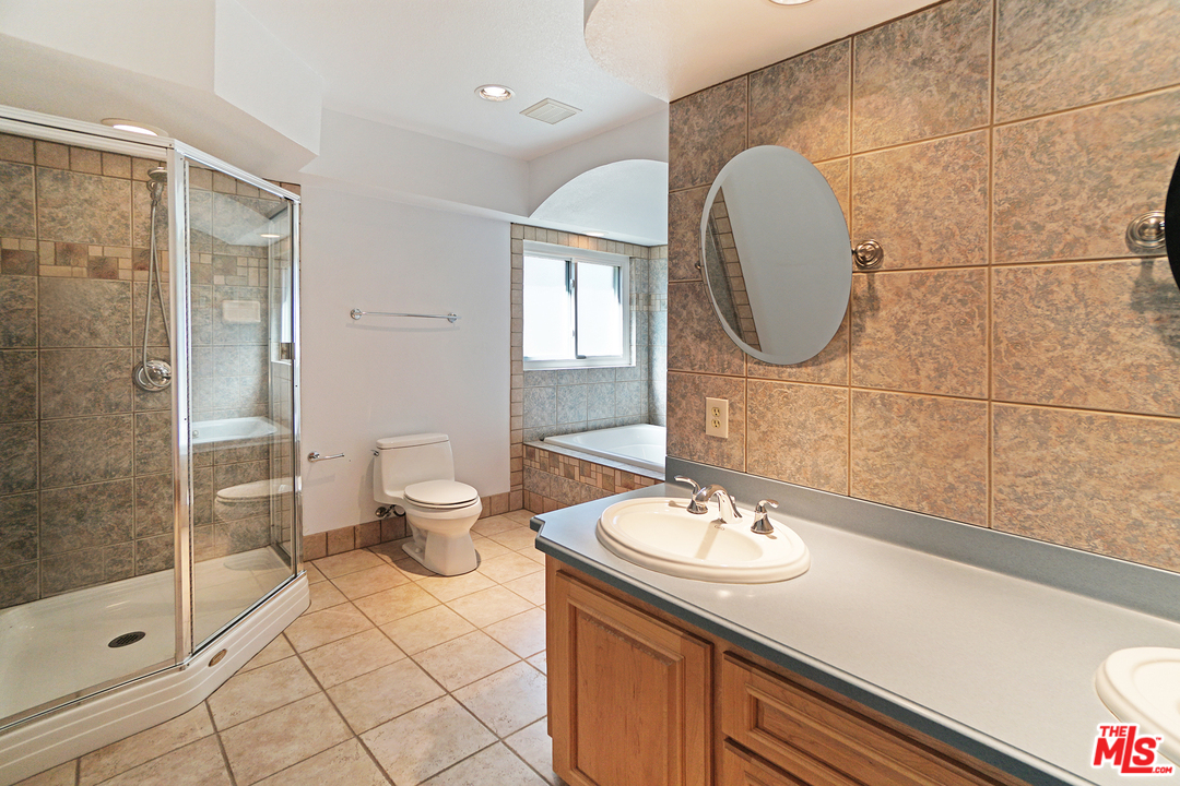 1226 Tolkien Road Riverside, CA 92506 - Photo 4 of 17