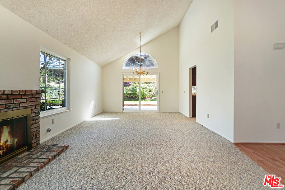 1226 Tolkien Road Riverside, CA 92506 - Photo 6 of 17