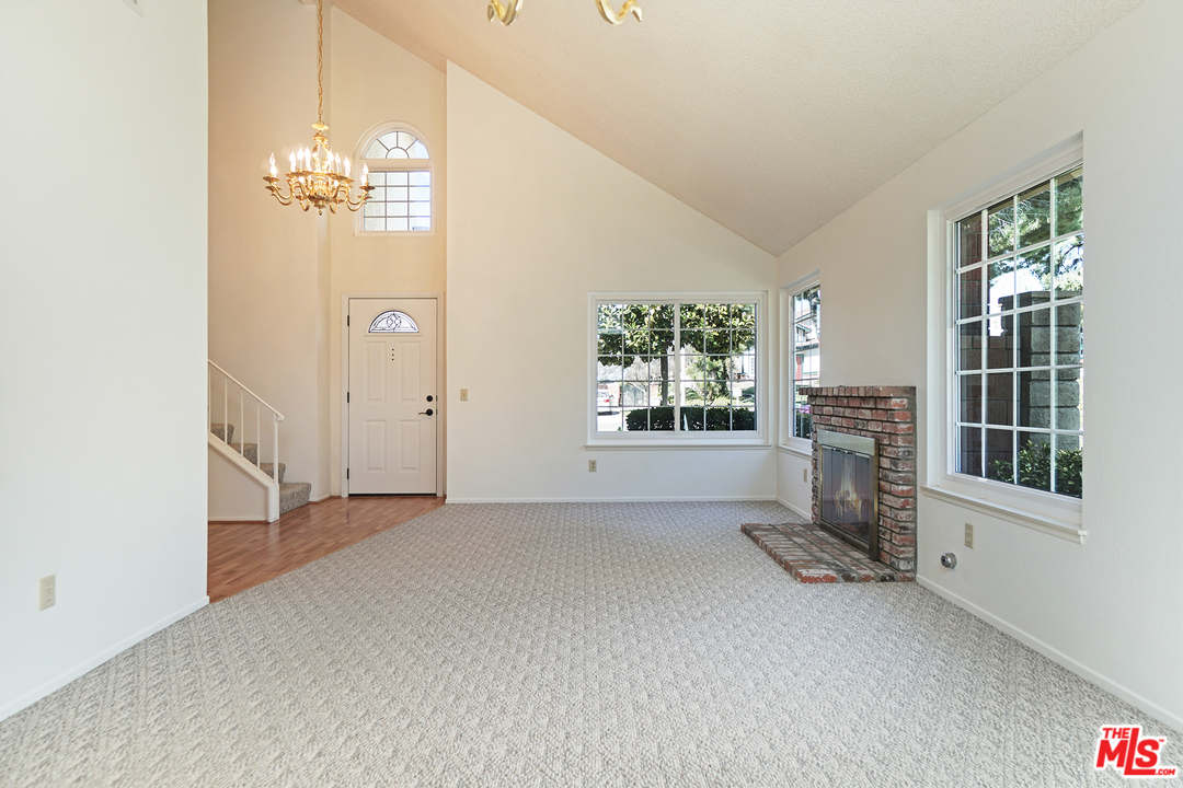 1226 Tolkien Road Riverside, CA 92506 - Photo 7 of 17