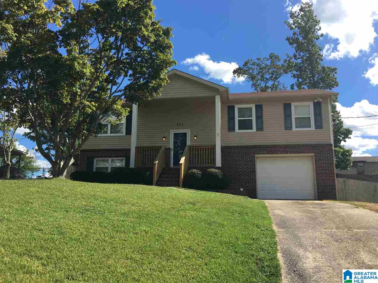 811 Country View Drive Northeast Birmingham, AL 35215 - Photo 1 of 49