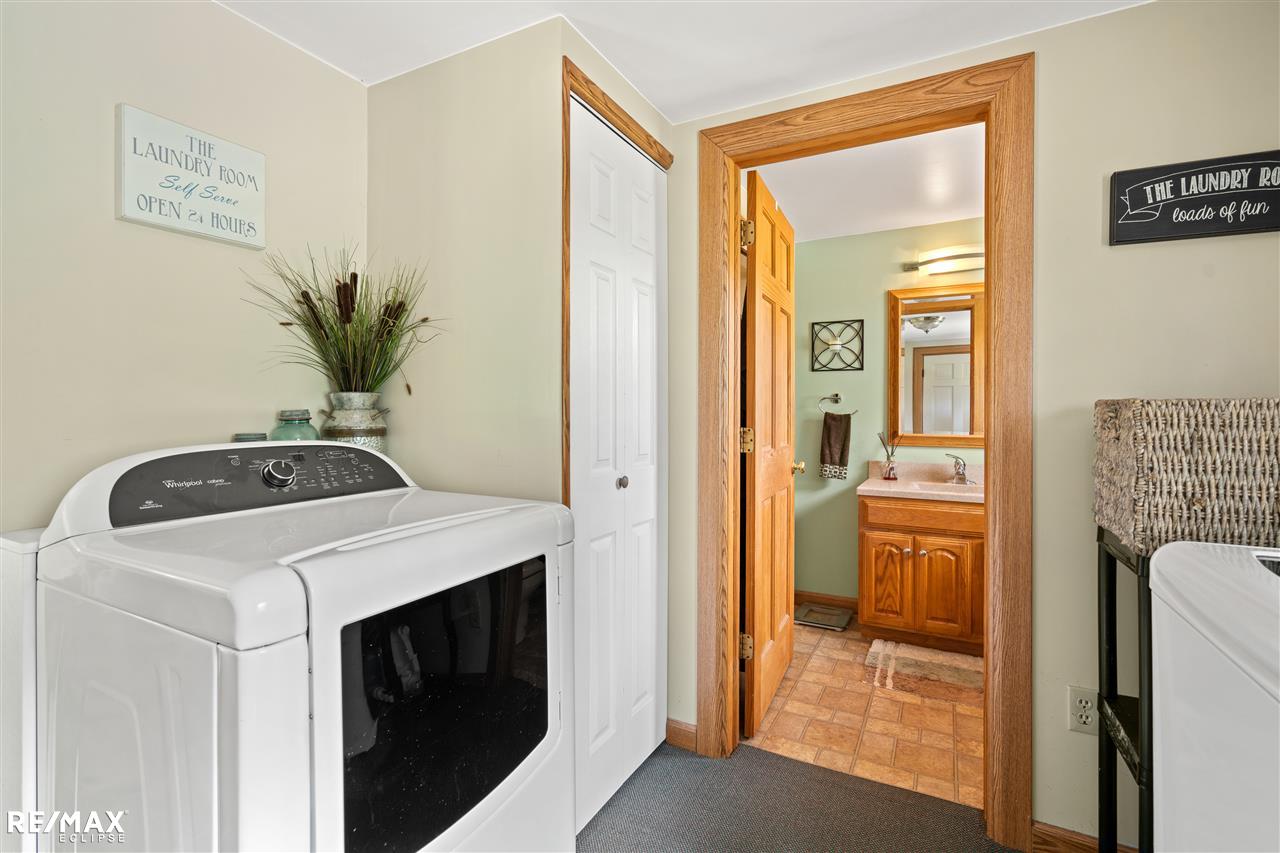 17130 Irwin Road Armada, MI 48005 - Photo 17 of 44 31385493-16.JPG