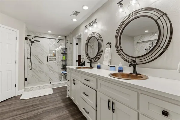 $629,900 | 622 Lakewood Road, Denison, TX 75020