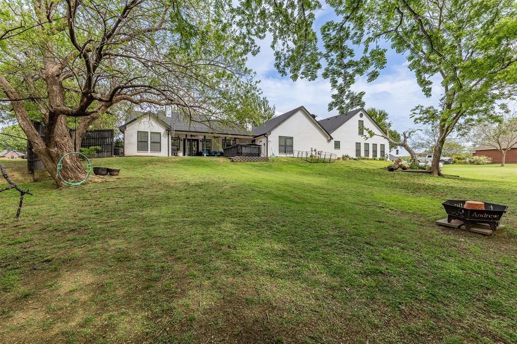 622 Lakewood Road Denison, TX 75020 - Photo 35 of 40