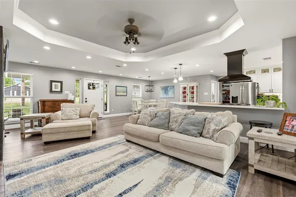 $629,900 | 622 Lakewood Road, Denison, TX 75020