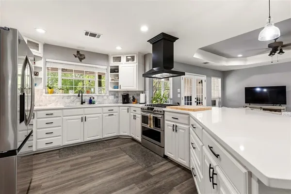 $629,900 | 622 Lakewood Road, Denison, TX 75020