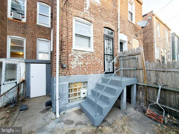 $1,450 | 2729 Ashland Avenue, Baltimore, MD 21205