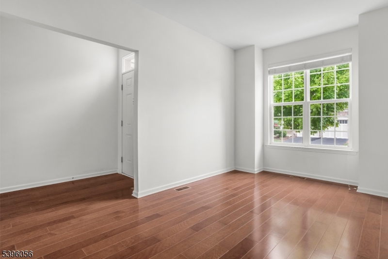 11 Cortland Place, Unit 11 Skillman, NJ 08558 - Photo 6 of 35