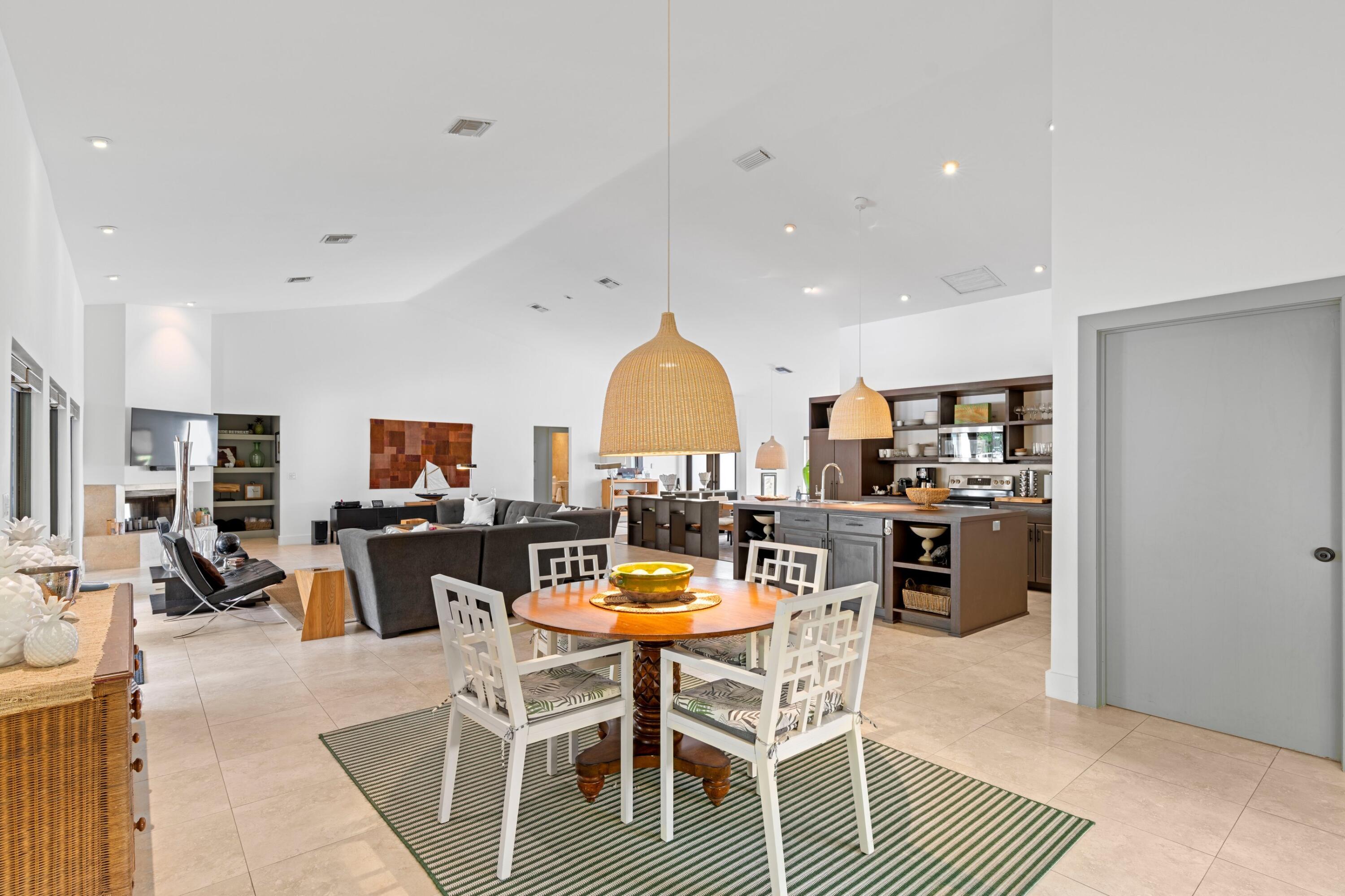 473 Oregon Lane Boca Raton, FL 33487 - Photo 11 of 57 Breakfast Nook