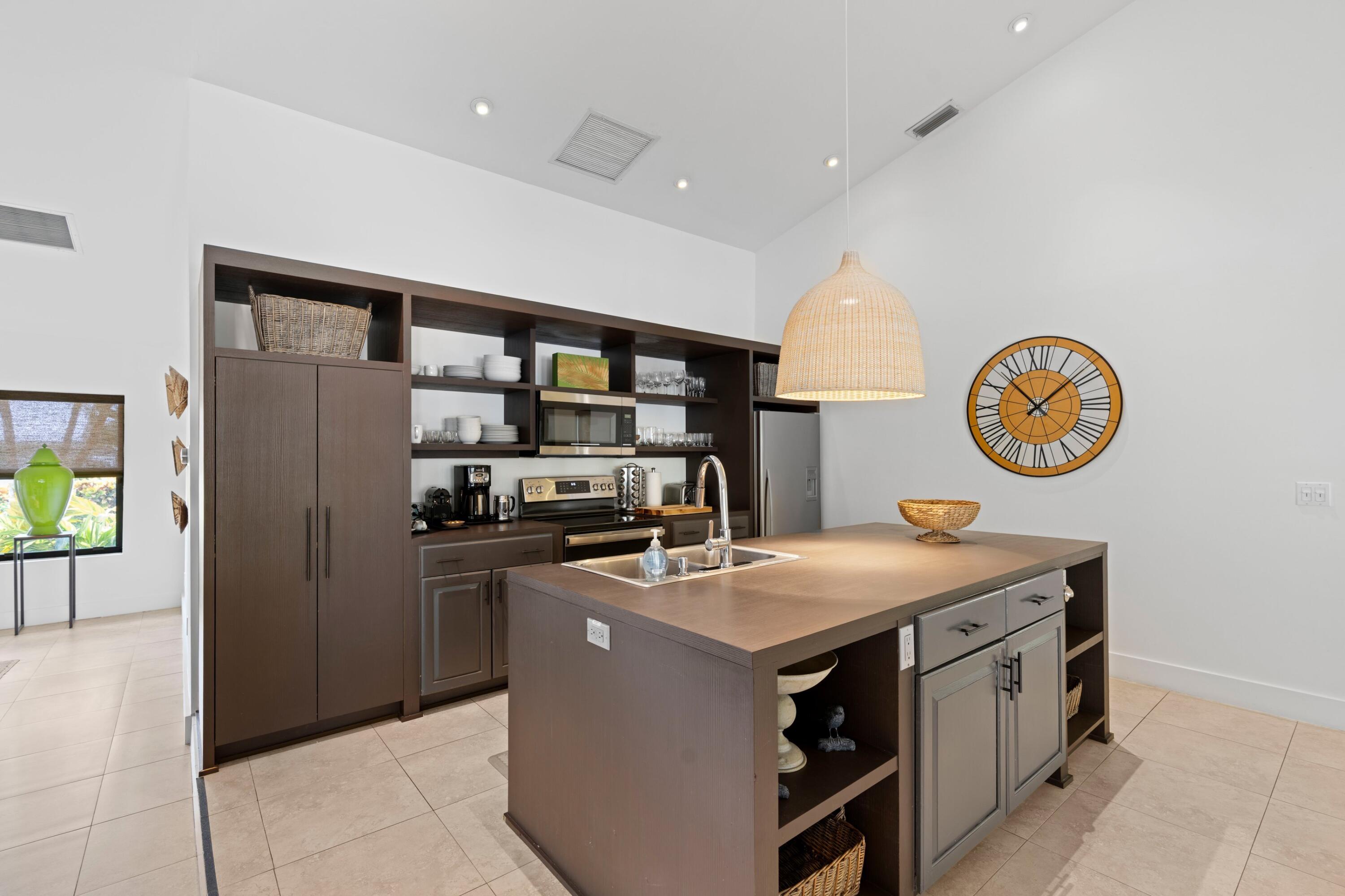 473 Oregon Lane Boca Raton, FL 33487 - Photo 9 of 57 Kitchen
