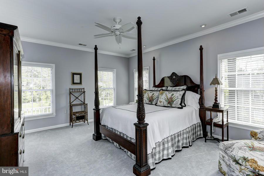 7726 Greentree Road Bethesda, MD 20817 - Photo 11 of 23 Interior (General)