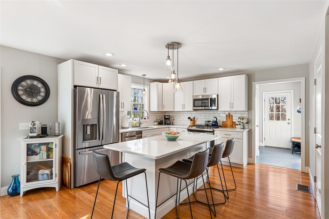 141 Leigh Road Cumberland, RI 02864 - Photo 10 of 31