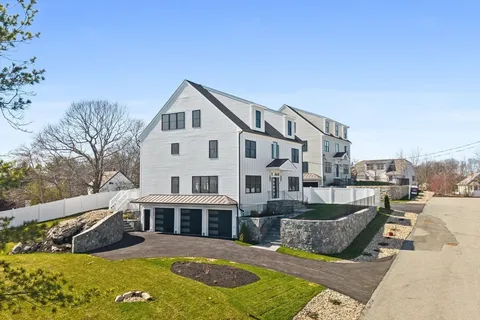 $2,049,000 | 22 Mount Zion Road, Melrose, MA 02176