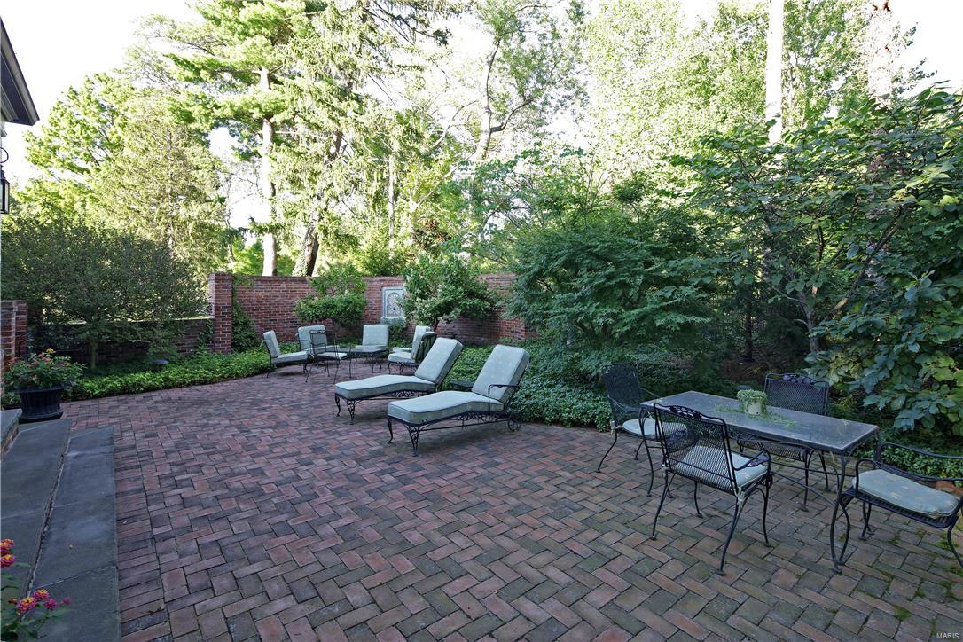 9450 Ladue Road Ladue, MO 63124 - Photo 16 of 67 Gallery Image 16