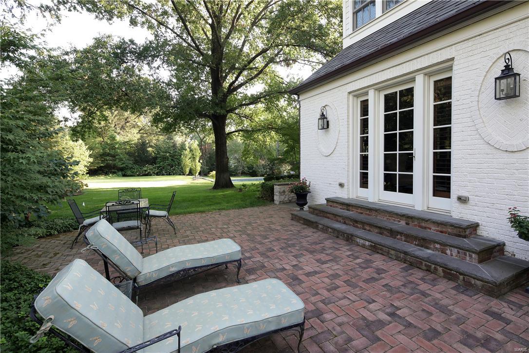 9450 Ladue Road Ladue, MO 63124 - Photo 17 of 67 Gallery Image 17