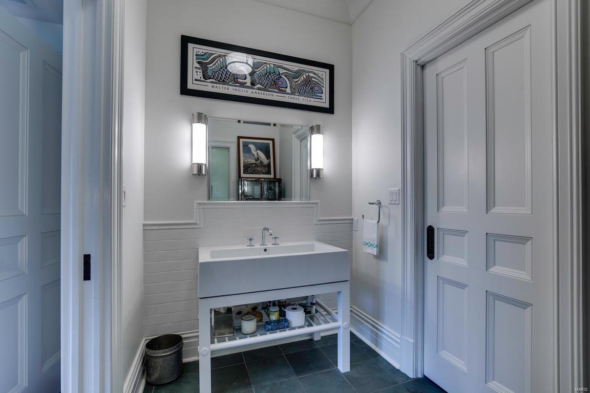 9450 Ladue Road Ladue, MO 63124 - Photo 33 of 67 Gallery Image 33