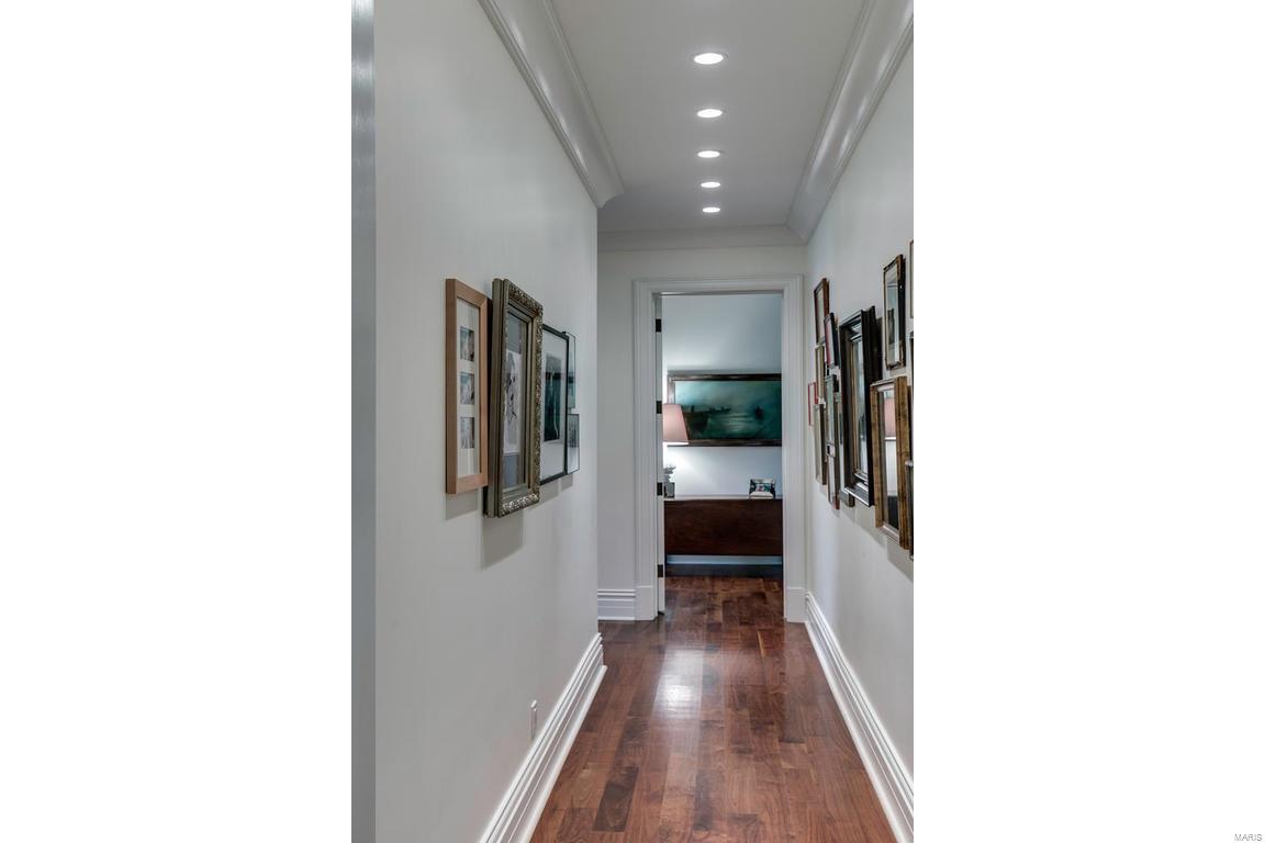 9450 Ladue Road Ladue, MO 63124 - Photo 43 of 67 Gallery Image 43