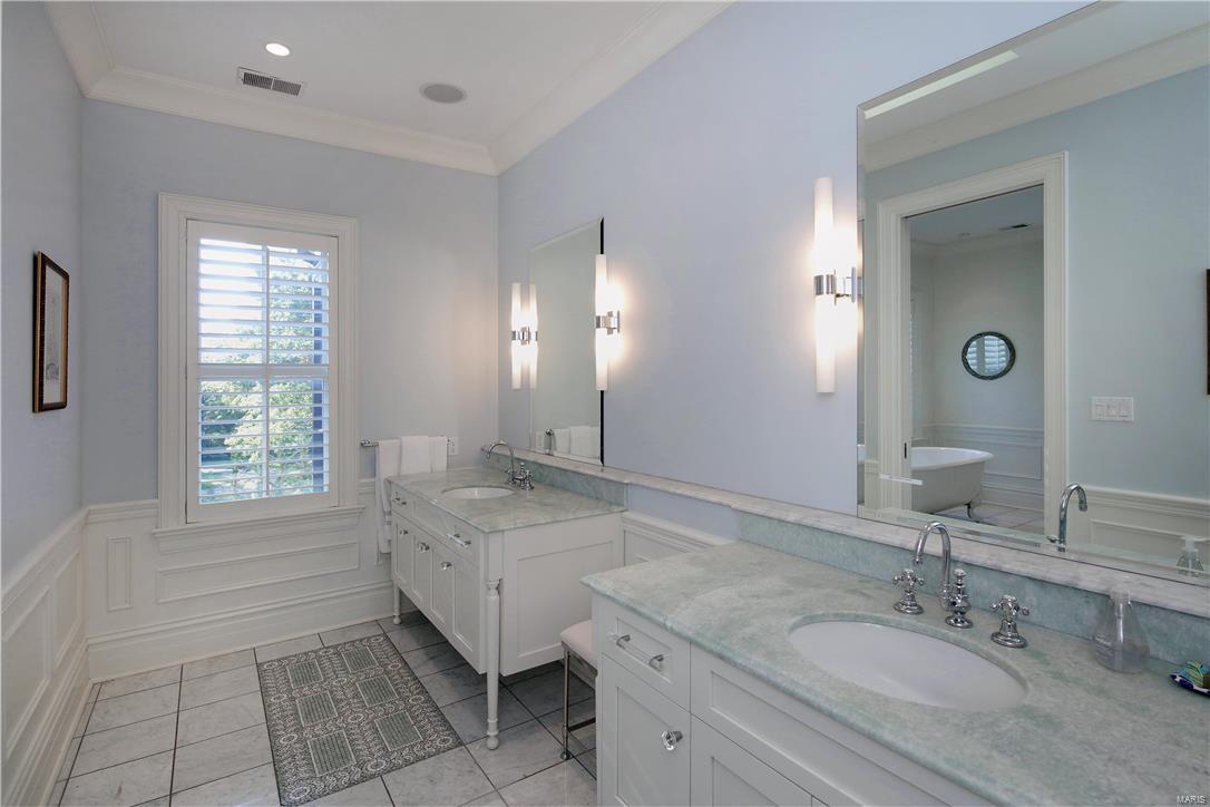 9450 Ladue Road Ladue, MO 63124 - Photo 48 of 67 Gallery Image 48