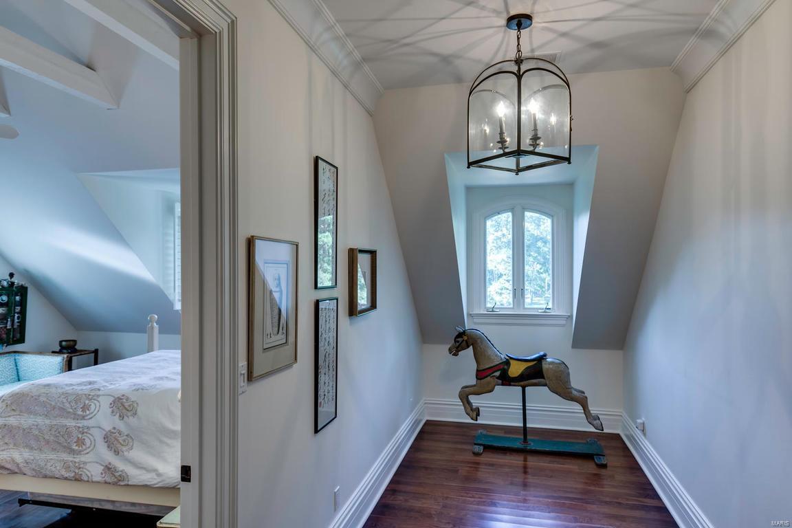 9450 Ladue Road Ladue, MO 63124 - Photo 50 of 67 Gallery Image 50